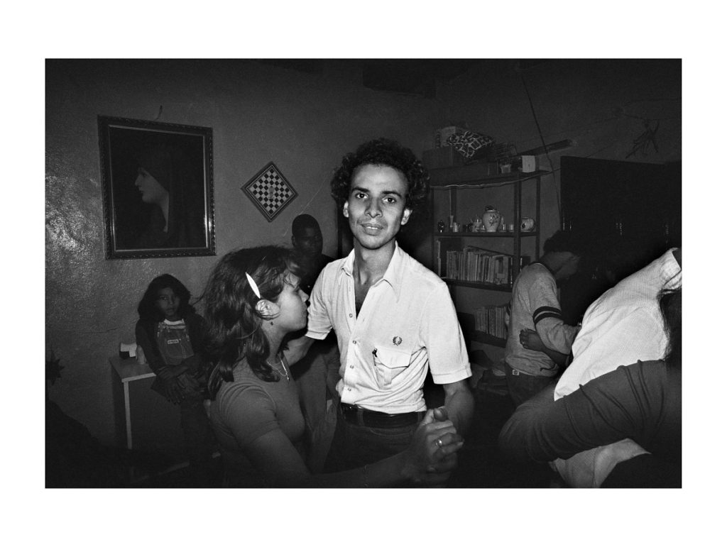 Carlos Germán Rojas. De la Serie: “Imágenes de La Ceibita”. “Damelys y yo” Caracas, 1979