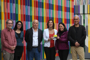 De izq. a der.: Vasco Szinetar, Noreida González, Herman Sifontes, Diana López, Johanna Pérez Daza y Humberto Valdivieso, UCAB, Caracas, 03 de agosto de 2022: Foto cortesía ©Manuel Sardá