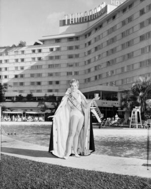 Betty Kaplan, reina de belleza en el Hotel Tamanaco