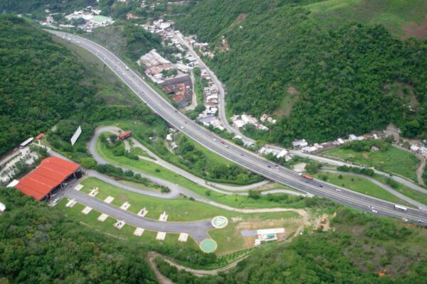 Autopista a Oriente Rómulo Betancourt