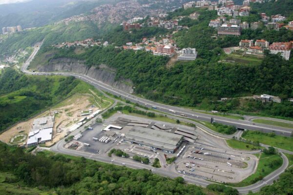 Terminal de Autobuses a Oriente