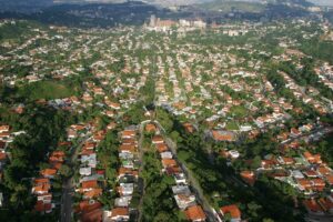 Urbanizaciones Alto Prado y Prados del Este