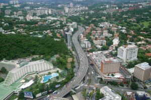 Hotel Tamanaco, Autopista Prados del Este