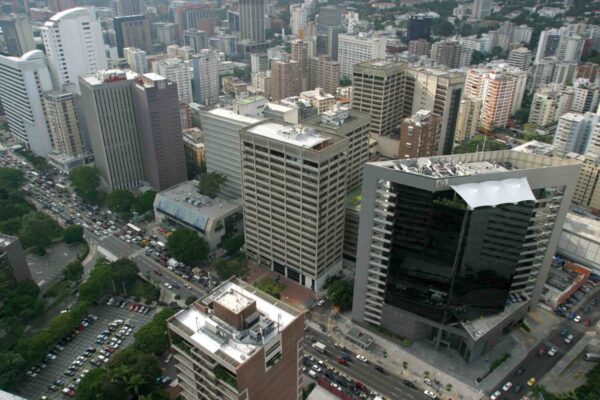 Avenida Francisco De Miranda, Urbanización Los Palos Grandes