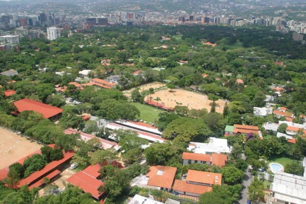 Caracas Country Club, Caballerizas