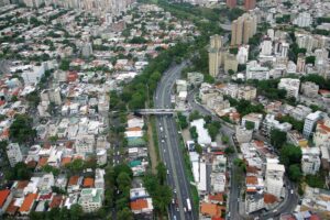 Autopista Valle-Coche y Urbanizaciones Santa Mónica y Valle Abajo