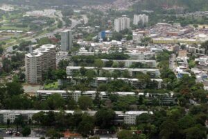 Urbanización Carlos Delgado Chalbaud, El Valle