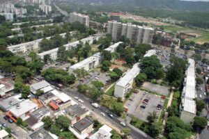 Urbanización Carlos Delgado Chalbaud, El Valle