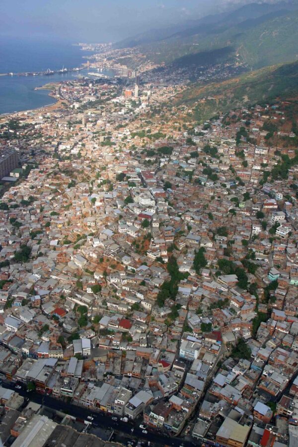 La Guaira, Maiquetía