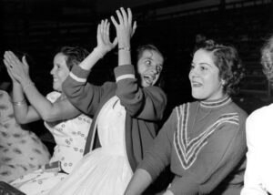 Mujeres espectadoras de la lucha libre