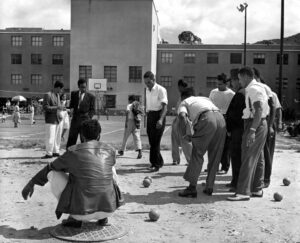 "Bolas criollas" en la Casa Sindical de El Paraíso
