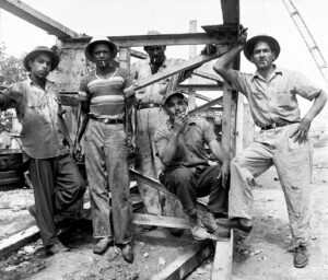 Grupo de obreros de la construcción