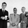 Visita del cuerpo diplomático en el Palacio de Miraflores. En la imagen, Richard Nixon, Wolfgang Larrábal, presidente de la Junta de Gobierno, y personaje no identificado, Caracas, 1958 : Foto de Autor no identificado ©ArchivoFotografíaUrbana